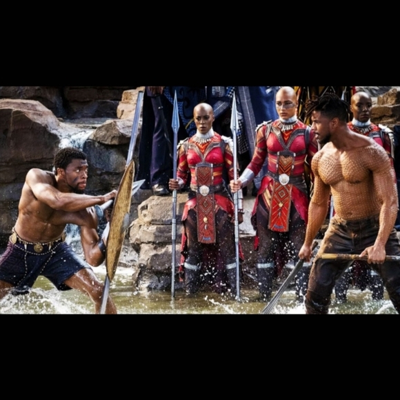 Marvel Black Panther Hallmark Christmas Tree Ornament - Picture 15 of 16